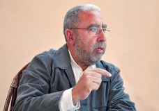 محمد الأشعري يدعو إلى إصلاحات عميقة في الثقافة والتعليم بالمغرب ؟