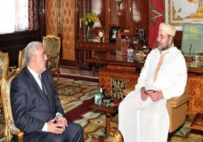  الملك يعزي بنكيران في وفاة والدته 