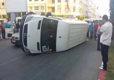طنجة : اصطدام بين سيارتي نقل العمال يخلف عشرين جريحا !؟