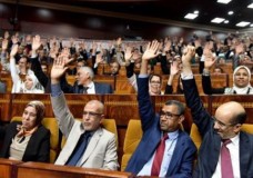 أزمة جديدة في صفوف الأغلبية بسبب اللغات الأجنبية !؟