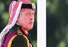 عاهل الأردني يكلف البزاز بتشكيل الحكومة ..ويوصي بحوار شامل بشأن الضريبة 