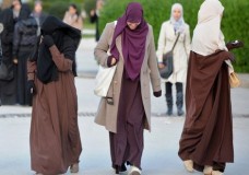 النرويج تمنع ارتداء الحجاب !