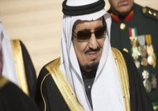 أطباء الملك سلمان ينصحونه بعدم السفر إلى طنجة لهذا السبب