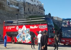الحافلات السياحية تشرع في التجول بأهم الشوارع والمزارات السياحية بطنجة