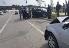 مقتل امراة واصابة 10 اشخاص آخرين في طريق 
