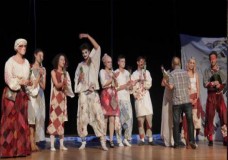 طنجة : استضافة الدورة الثانية عشرة للمهرجان الدولي للمسرح الجامعي 