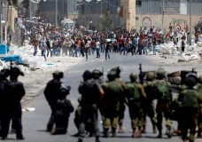 إصابة العشرات من الفلسطينيين في مواجهة مع الجيش الإسرائيلي 
