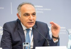 صلاح الدين مزوار : تثمين النفايات وتحويلها إلى مصدر لخلق الثورة !؟