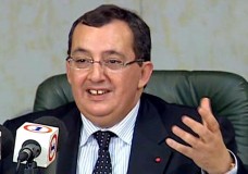 بعد إعفائيه من قبل الملك ، علي الفاسي الفهري يعود من جديد !؟