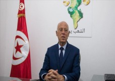 الفرز مستمر وقيس سعيد يتصدر قائمة المرشحين في رئاسية تونس  !