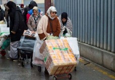 سلطات سبتة تقرر اغلاق معبر “تاراخال” في وجه ممتهني التهريب المعيشي