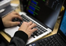 قرصنة بطاقات بنكية دولية وراء توقيف شخصين بميدلت !؟