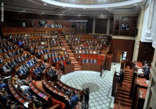 البيجيدي يمتنع عن التصويت على المادة 9 في القانون المالي وبوادر الانقسام في صفوفأحزاب الأغلبية !؟ 