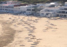 طنجة : ما ذا يجري بشاطئ الأميرالات في زمن كورونا ؟!