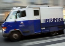 طنجة : توقيف ثلاثة متورطين في عملية سطو على مبلغ 160 مليونا !