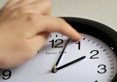 27 مارس الجاري موعد العمل بتوقيت غرينيتش !