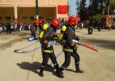 طنجة : سيطرة على حريق بمعرض للسيارات  !