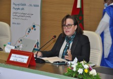  نقابة تتهم الوزيرة حيار بالتستر على ملفات التزوير والفساد وتطالبها بتفعيل مبدأ المحاسبة...