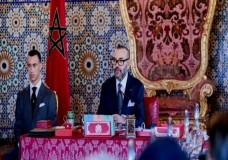 الملك يترأس مجلسا للوزراء ويعين عددا من السفراء  والولاة والعمال 