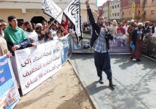 خلية الفتيات القاصرات تدفع سلفيي طنجة للاحتجاج