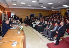 طنجة : العماري يناقش داء السل بطنجة !؟