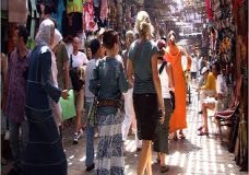ارتفاع ب36 في المائة في عدد السياح الوافدين على طنجة إلى غاية متم أبريل الماضي
